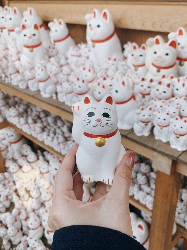 Gotokuji Temple - Lucky Cat