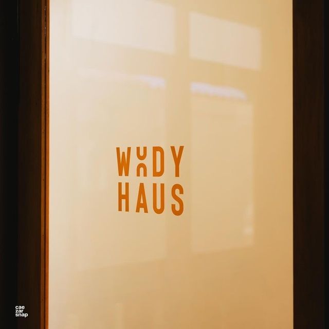 Woody Haus Cafe คาเฟ่บ้านหลังสวยแปดริ้ว