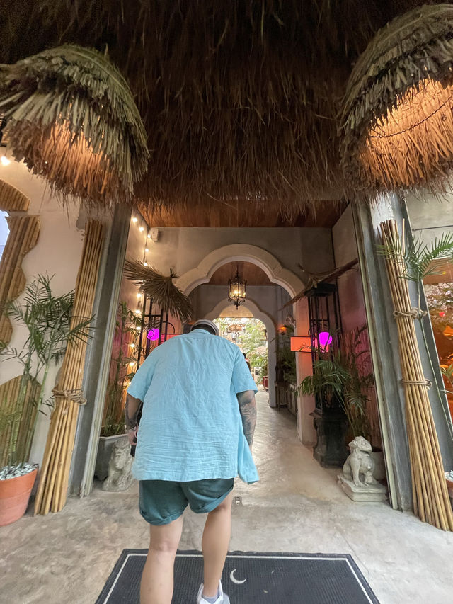 House of Benedict 🌴🌤️