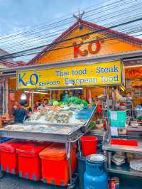 ตลาดโต้รุ่งหัวหิน