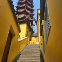 來去有歷史文化傳說之美的金山寺