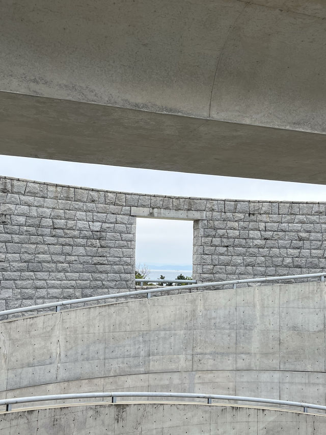 【淡路島観光】海を見渡せる100個の花壇の花々に癒される🌸🌼