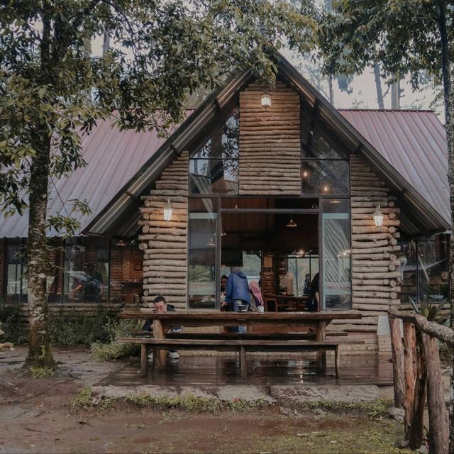 DOCKING AT A COFFEE PLACE QUITE FAR FROM THE CITY CENTER OF BANDUNG,
