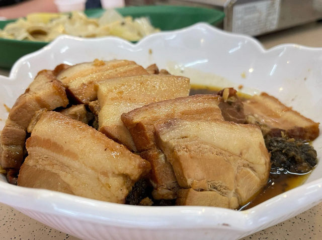 臺南楠西 謝和玄甕窯雞 楠西福來梅仔雞創始老店-台南 必吃美食 薑黃雞 砂鍋魚頭 水庫魚虎 筍殼魚 特色台式合菜餐廳 團體聚餐 婚宴喜慶場地 首選推薦