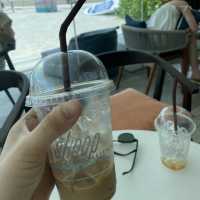 Skoop Beach Cafe คาเฟ่สวยริมทะเลหัวหิน