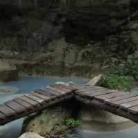 น้ำตกก้อหลวง ลี้ จังหวัดลำพูน