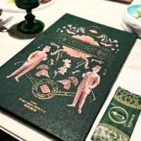 「特務主題餐廳，奢華用餐體驗」
