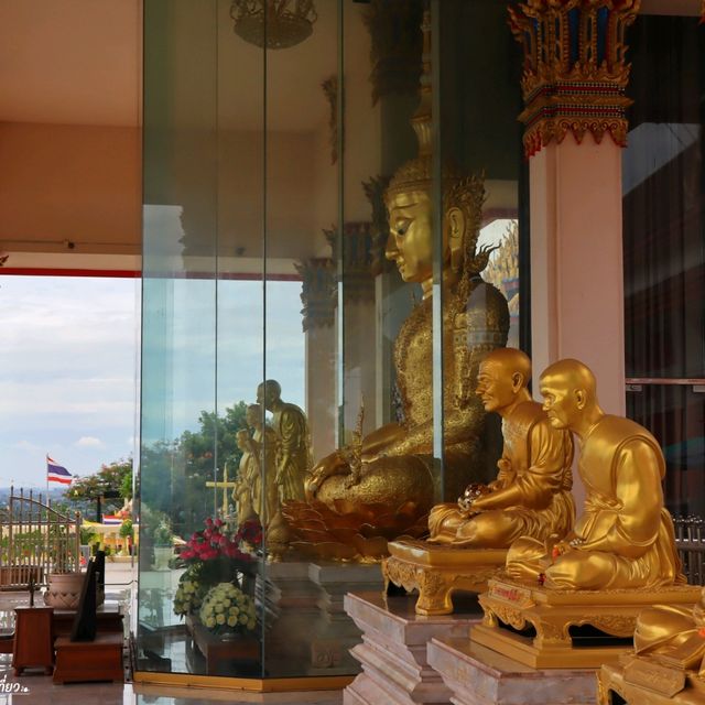 วัดสังกัสรัตนคีรี วัดสวยเมืองพระชนกจักรี