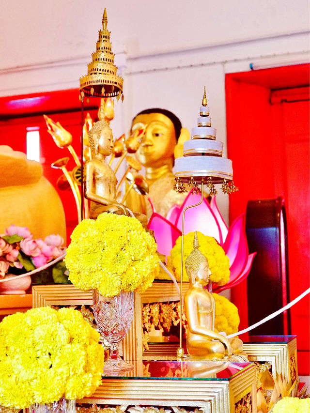Temple In The Centre Of Phuket Old Town🇹🇭✨