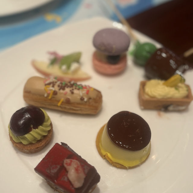 〜ヒルトン東京〜可愛すぎるスイーツビュッフェ♡