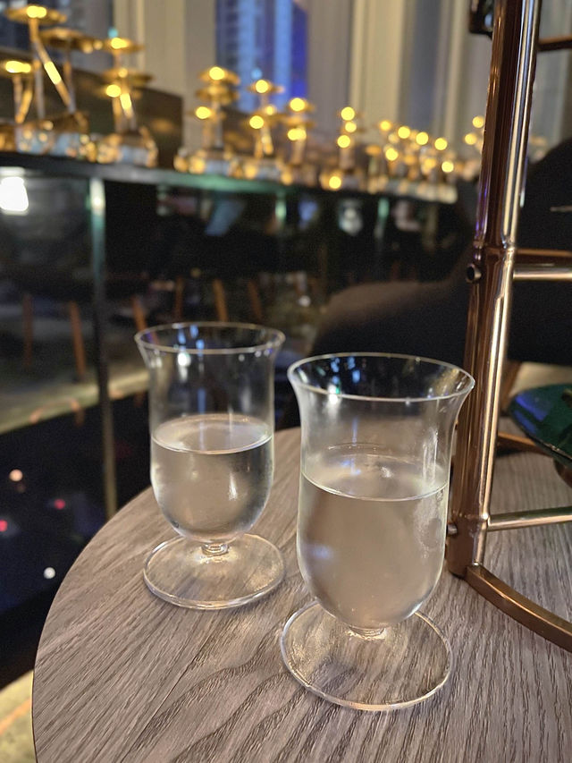 香港W酒店🥂無限暢飲連小食拼盤套餐