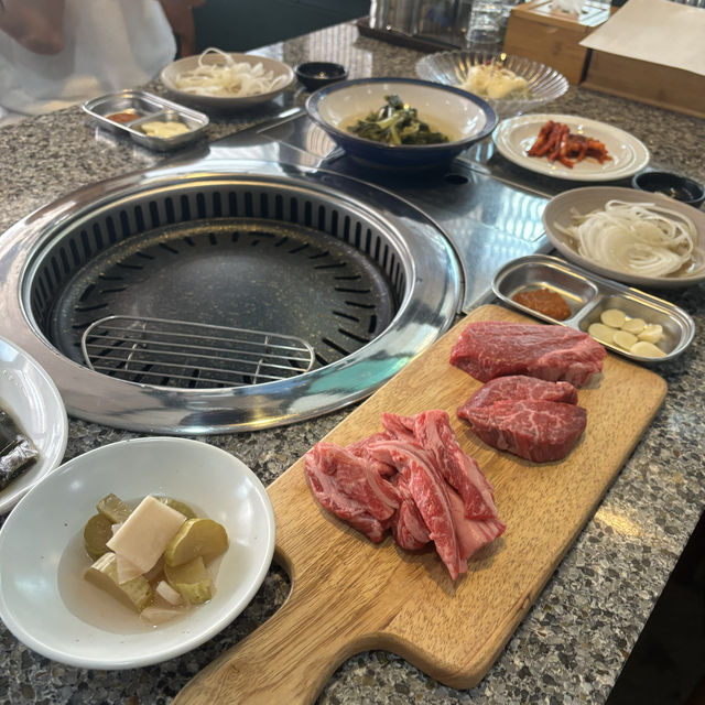 전주 소고기 퀄리티가 높고 프라이빗한 공간이 있는, 밥상위의한우 본점 