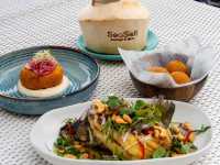 ร้านอาหารภูเก็ตติดทะเล ใกล้หาดป่าตอง 