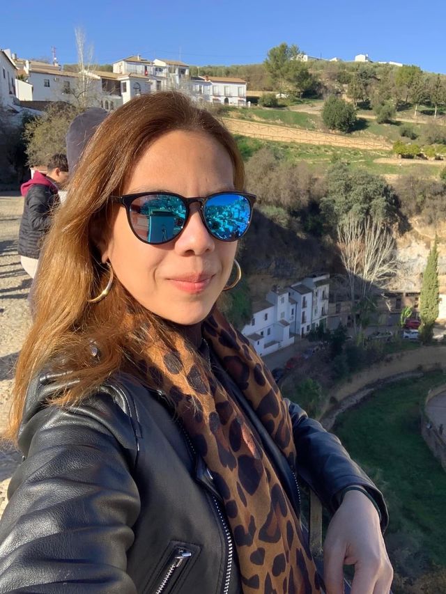 🇪🇸Astonishing White Houses in Setenil🇪🇸A MUST see😍