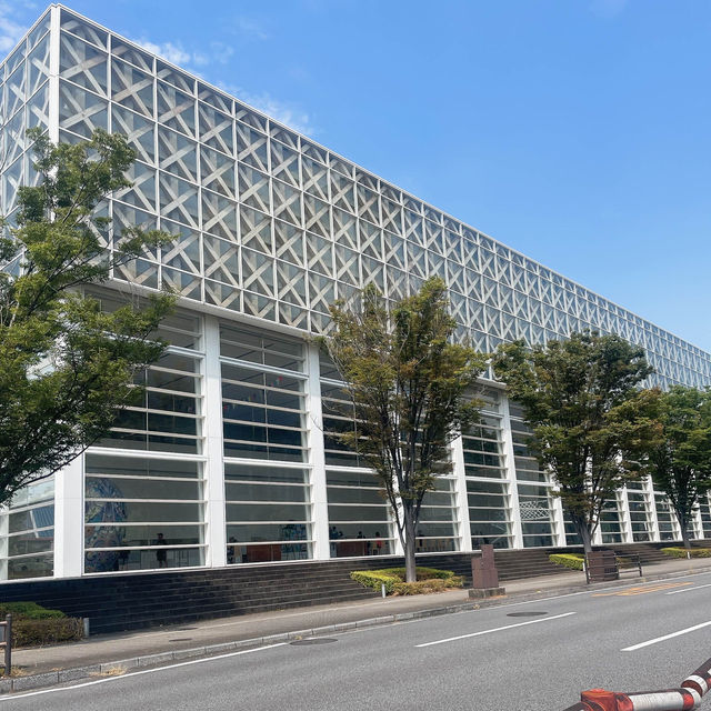 【大分】世界的な建築家 坂 茂 氏の設計による開放感溢れる美術館✨
