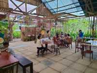 NICTAR PINEAPPLE PARK