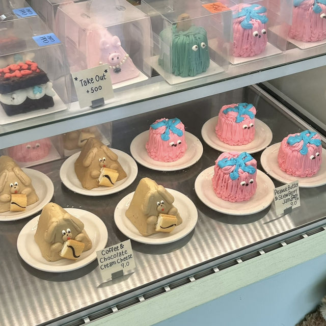 【韓国旅行🇰🇷/ソウル】三角形のアニマルケーキがかわいすぎる🩵