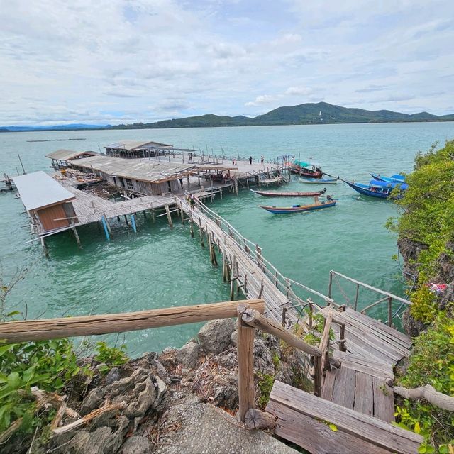 เกาะยอ ธนาคารปู ชุมพร