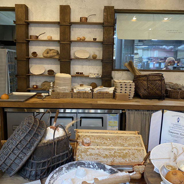 韓国 クマパンの蜂蜜カイマククリーム🍯🍞
