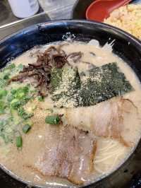 【北九州グルメ】並んでても食べたい！美味しい豚骨ラーメン🍜