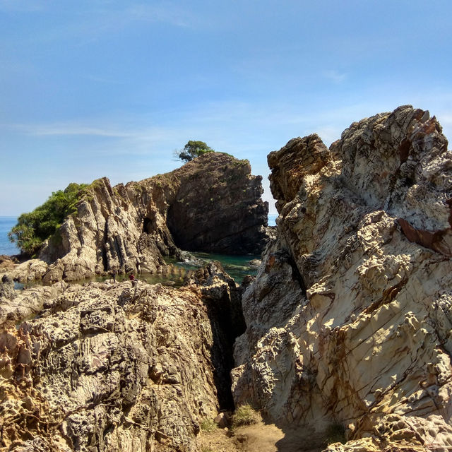 Island Heights: Discovering Pulau Kapas from the Top of Bukit Singa