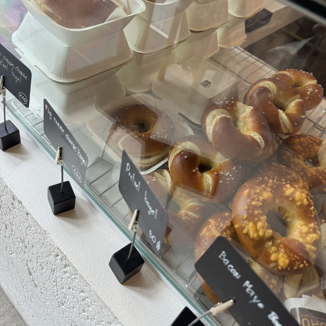 OHU  Bakery, Chiangmai 🤎🐌 