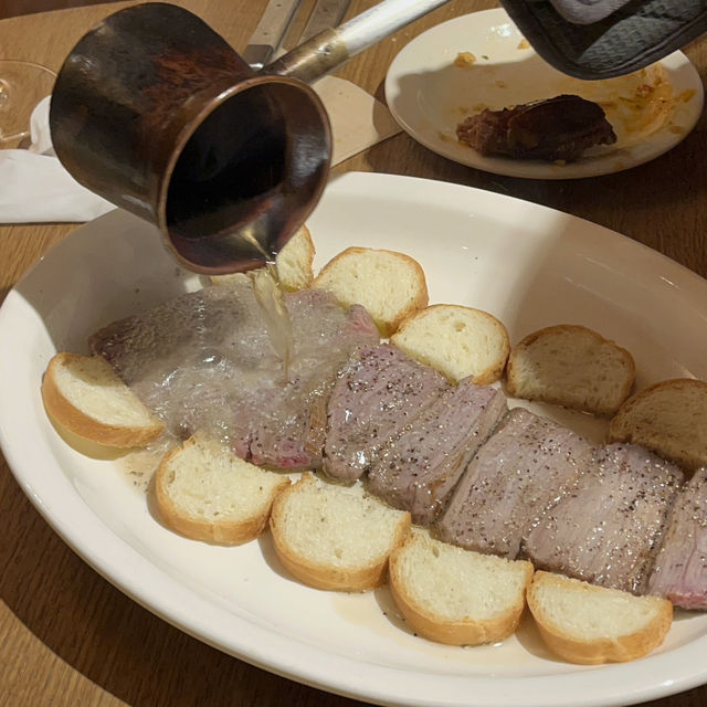 스테이크를 썰고 싶은 날에는😋
