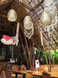 รีวิว ร้านอาหารสไตล์บ่าหลี ท่ามกลางธรรมชาติ