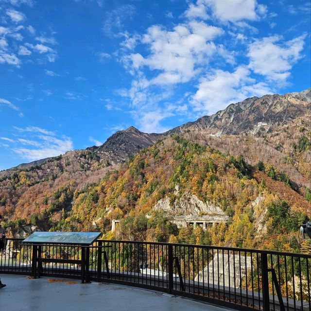 Fall foliage viewing in Late October at Kurobe Dam