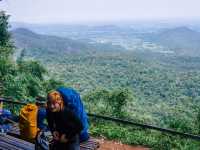วิวเขาหลวงสุโขทัย จุดกางเต้นท์ที่คนนิยมมา🏔️🌳