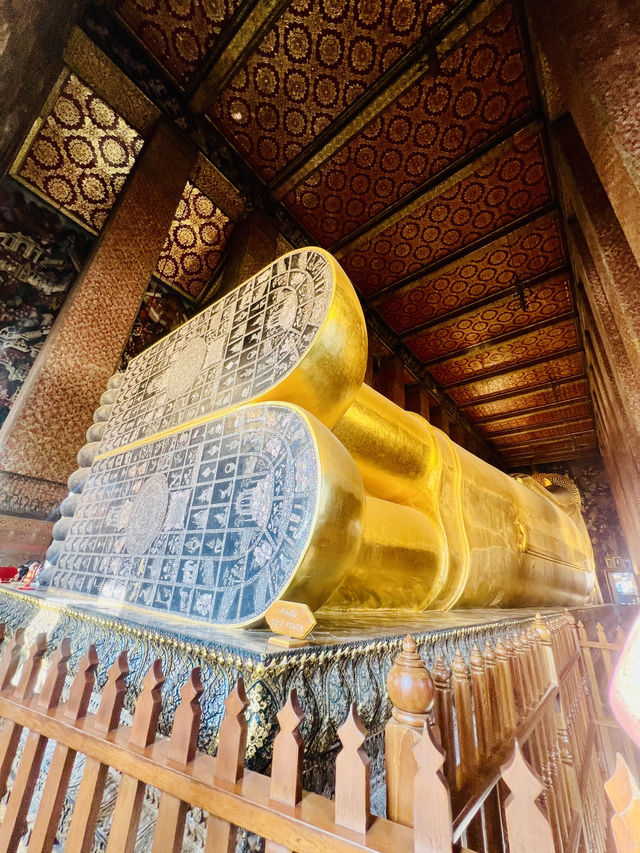 กราบพระนอน ณ วัดโพธิ์ 🙏🙏