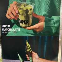 【韓国】目の前で抹茶をたてていれてくれる本物の抹茶ラテ💚
