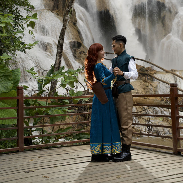 Magical Moments at Kuang Si Waterfall: A Dreamy Disney-Themed Pre-Wedding Shoot