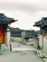 Strolling Through History at Bukchon Hanok Village