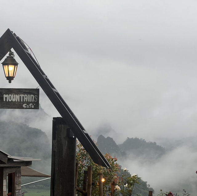 Magic Mountain Cafe