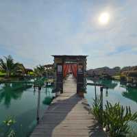 กัดรังแลนด์ Fishing café & Restaurant เ