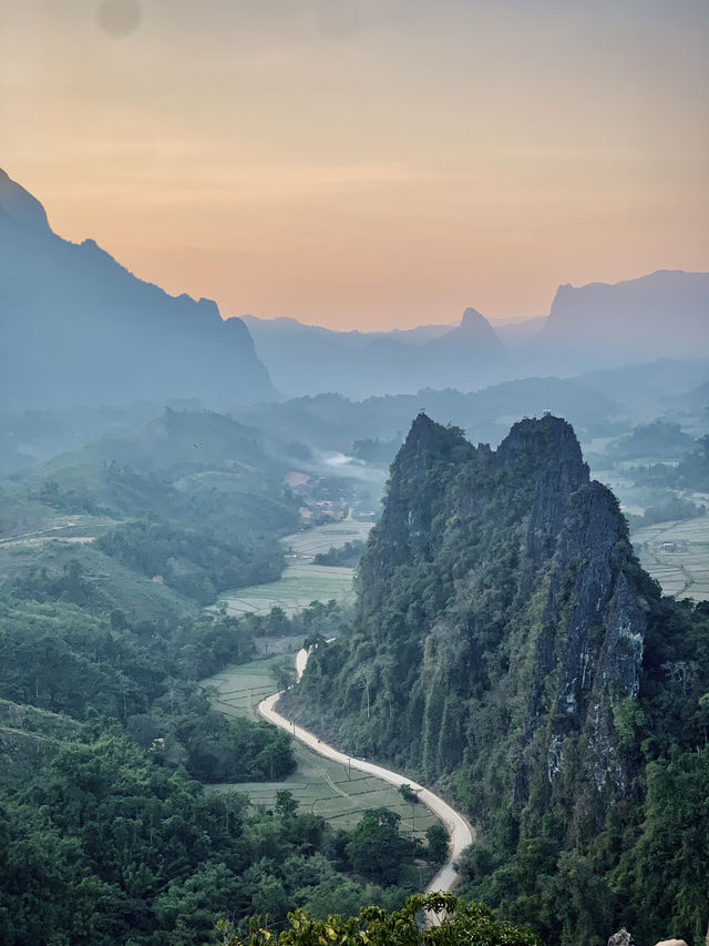 🇱🇦 Best viewpoint in ALL OF LAOS 