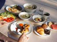 พักผ่อนสบายใจกันที่ The idle Hotel & Residence