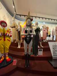 นิทรรศการ Night At The Museum  ยามค่ำคืน 