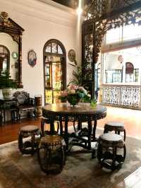 The Splendor of a Peranakan Mansion ✨