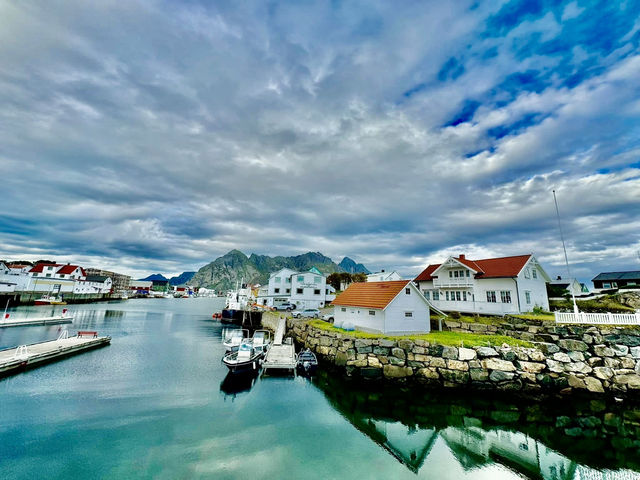 去Henningsvær世界盡頭的足球場⚽️踢足球去