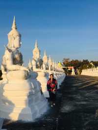 วัดพระพุทธบาทน้ำทิพย์ สกลนคร