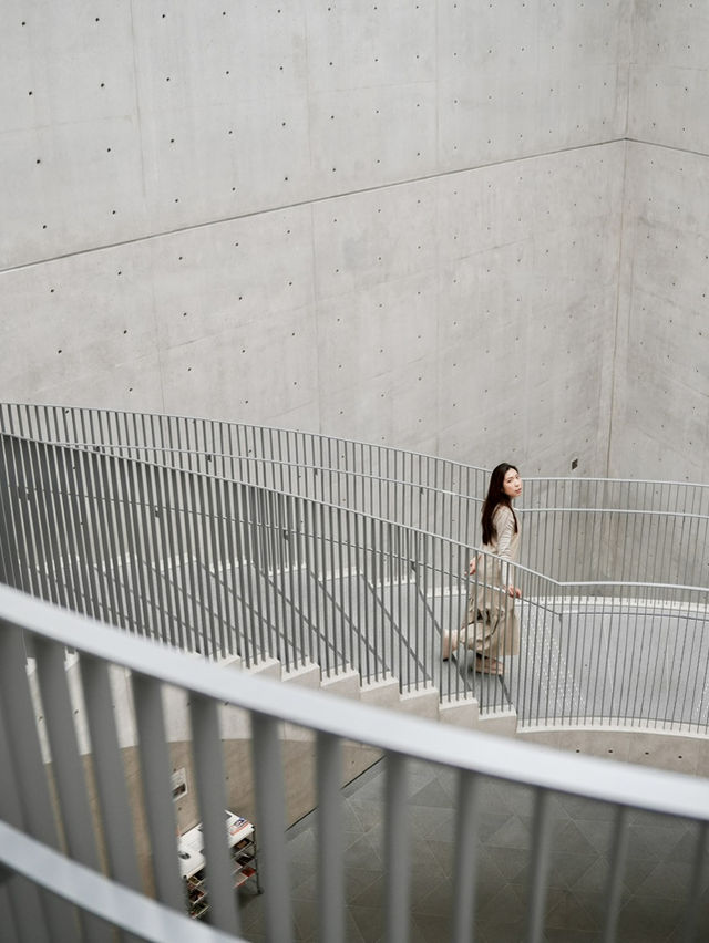秋田縣立美術館