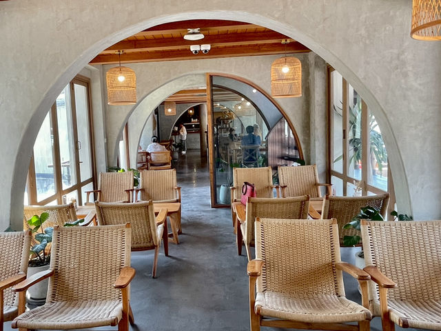 Aloha Beach Cafe บางแสน: กับเมนูพิเศษเดือนวาเลนไทน์