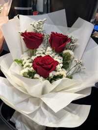 Romantic Valentines Day for traveling alone
