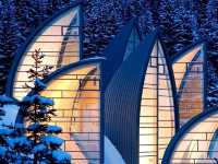 Tschuggen Express: A Private Ski Lift Like No Other! ⛷️🚠✨