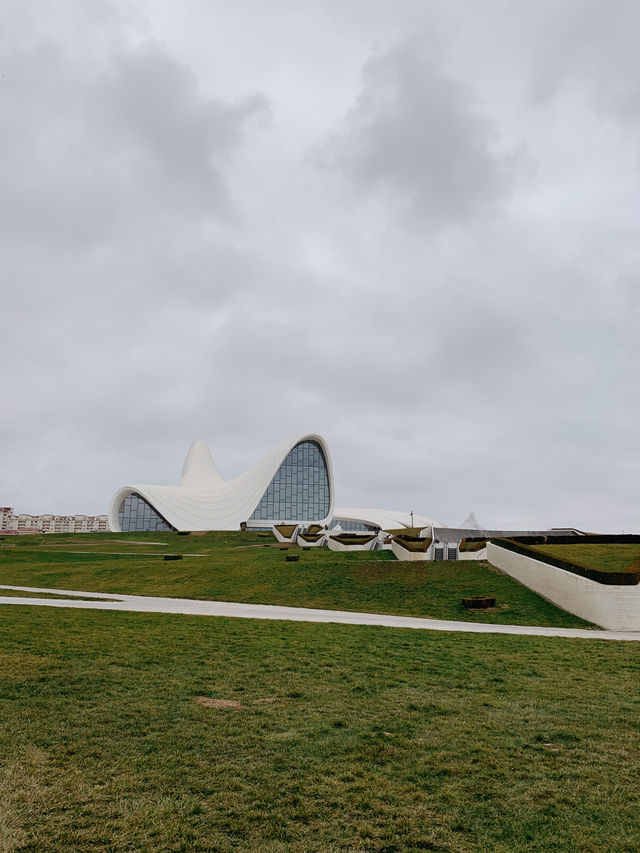 Heydar Aliyev Cultural Center: Where Modern Design Meets Azerbaijani Heritage