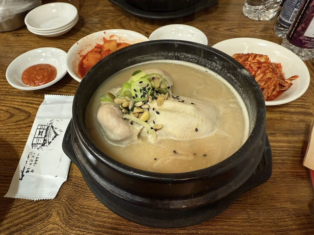 韓國首爾｜景福宮 土俗村蔘雞湯 토속촌 삼계탕