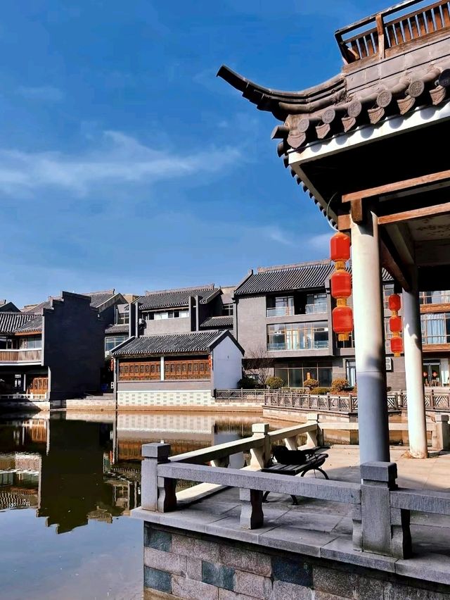 Boat-Shaped Street: A Unique Landmark