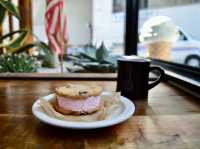 Trendy Italian Eatery & Cafe – YOU KNOW WHAT
